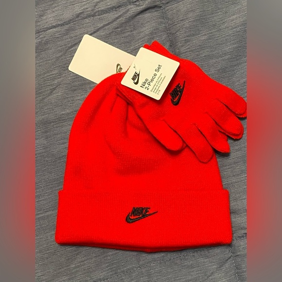 Nike Other - Nike Vibrant Red Hat and Gloves Set kids OS NWT